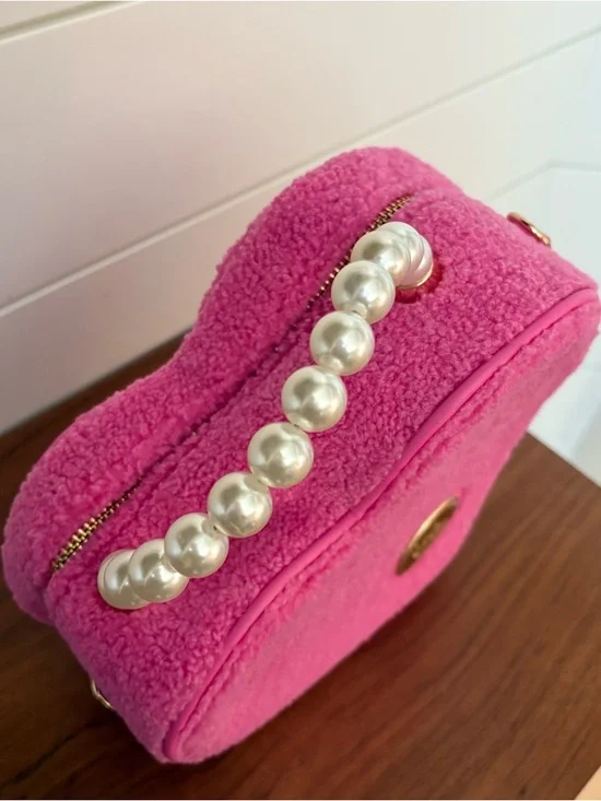 Our Universe Barbie Heart Figural Pink Fuzzy Purse Bag Pearls Exclusive NWOT - Picture 6 of 11